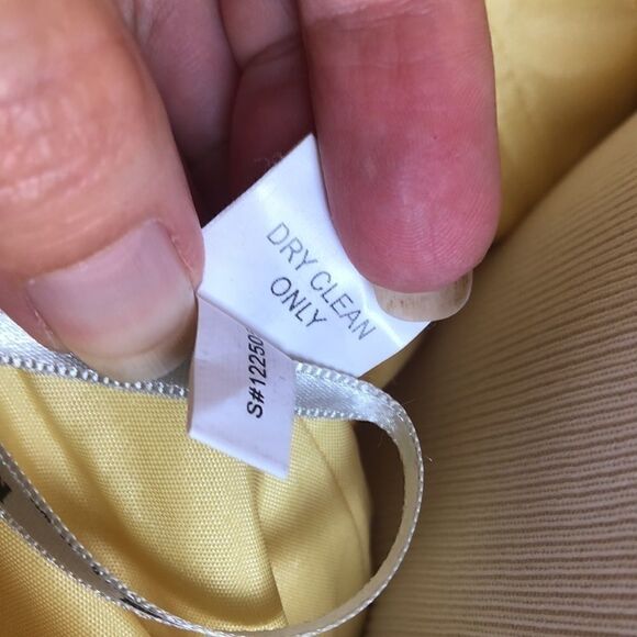 COPY - Kay Unger Gorgeous Pale Yellow Midi Cocktail Dress - Picture 11 of 12